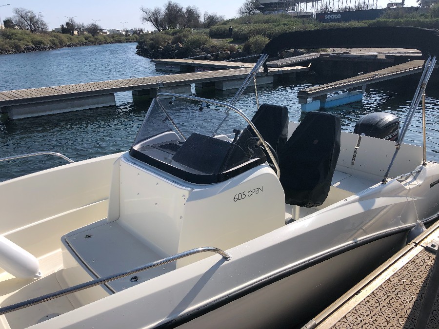605 Open activ’ Quiksilver 115 chevaux 7 places